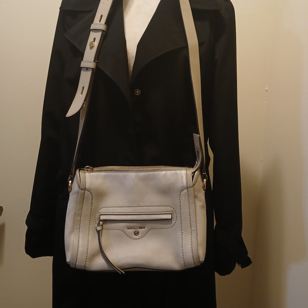Michael Kors Cream Interior Handbag